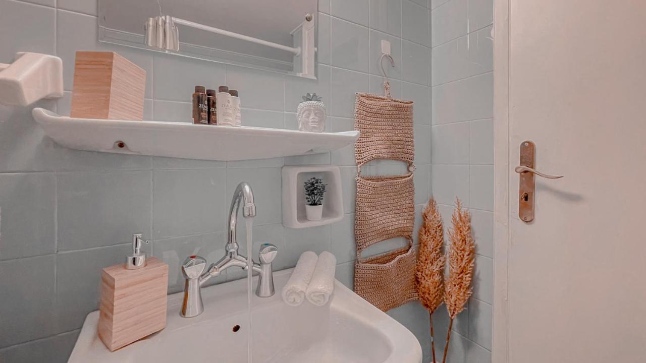 Boho Chic 2Br Apartment In The Center Of Athen Exterior foto